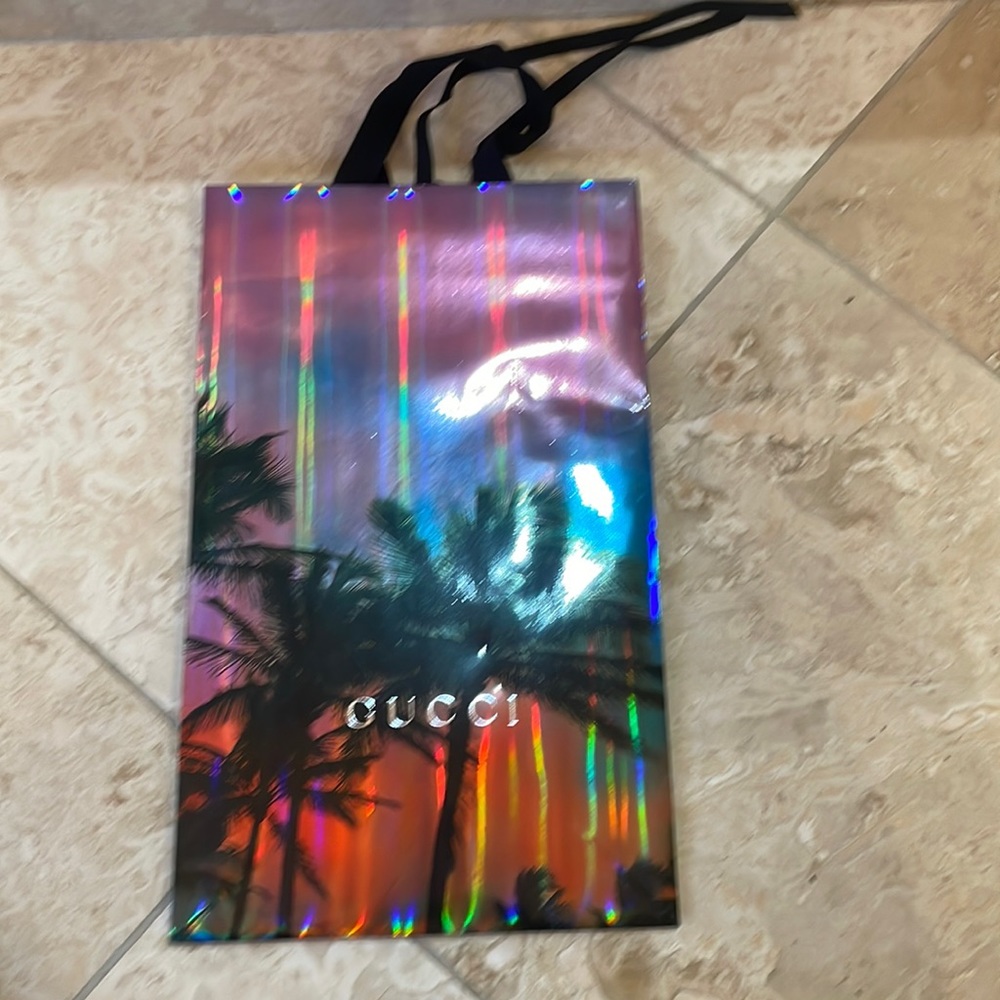 Unique Gucci Shopping bag